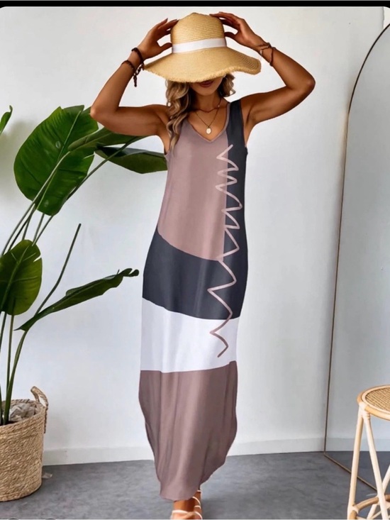Dresses & Skirts - Sleeveless Colorblock Maxi Dress with Abstract Zigzag